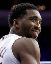 B体育体育报道-米球王！米切尔过去3战场均砍38分7助攻 三项命中率51/43/83%