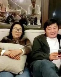 B体育中国官网首页-张雪母亲改嫁后成为作家！回应：张雪骑车撞人我赔3万 借给他55万|何琼|世界超级摩托车锦标赛|摩托车|桃林|葡萄牙_新浪体育_新浪新闻