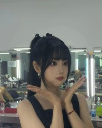 主持十月晒照：收工~今日新增打卡下班照Pose️