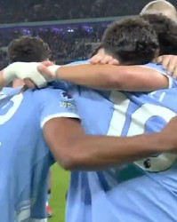 B体育中国官网首页-一场2-2！让英超争冠生变：曼城不胜落后7分，阿森纳8场7胜=夺冠